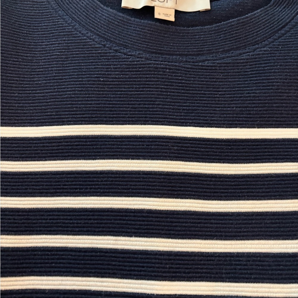 LOFT shift dress, dark blue white stripe. Generous cut small. Heavy knit fabric - Picture 6 of 8